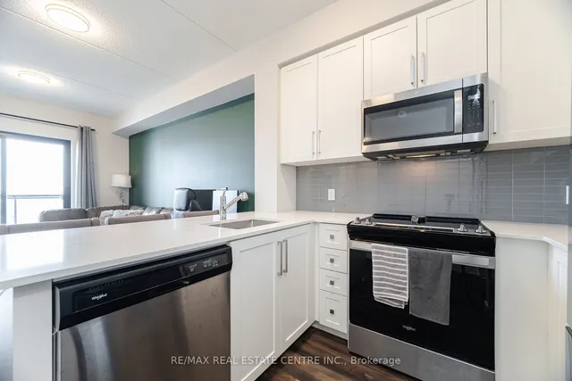 Additional image 10 of 15 Queen St Unit 710