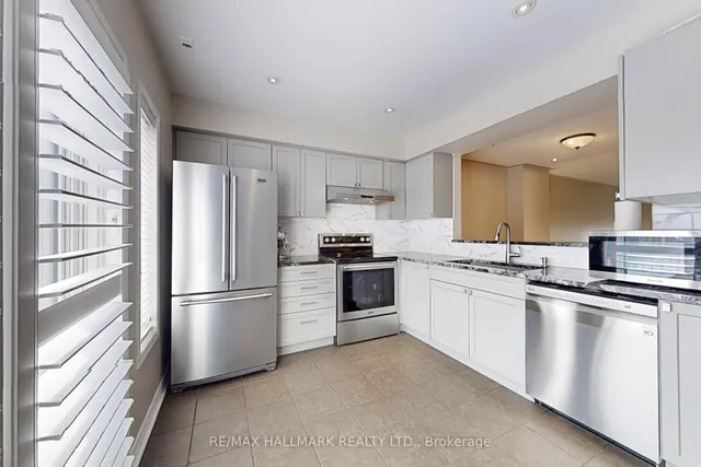 Additional image 9 of 83 Mondeo Dr Unit 307