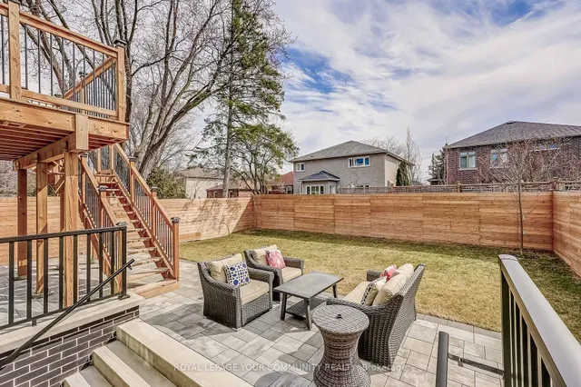 Additional image 44 of 131 Poyntz Ave