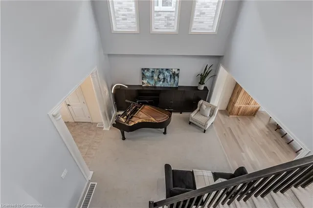 Additional image 19 of 8 Thornbury Crt