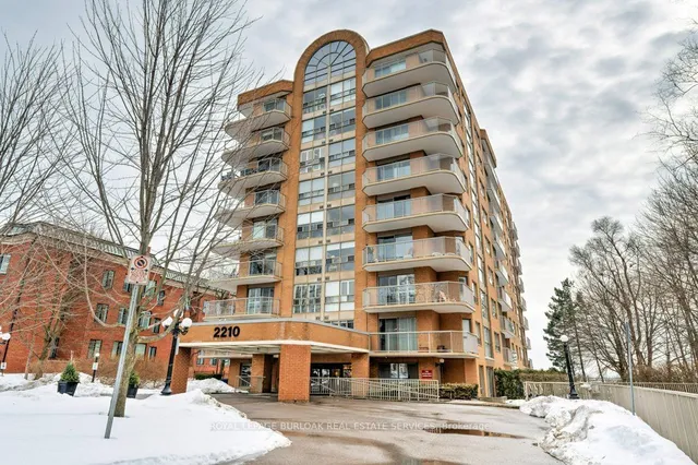 2210 Lakeshore Rd Unit 704