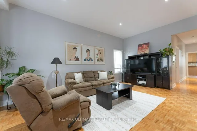 Additional image 5 of 1496 Keele St