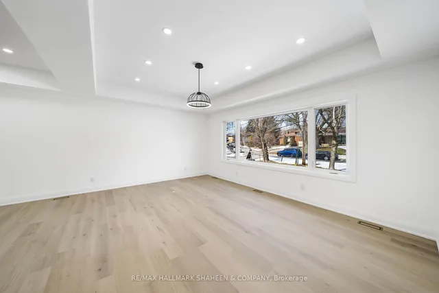 Additional image 9 of 27 Christine Cres