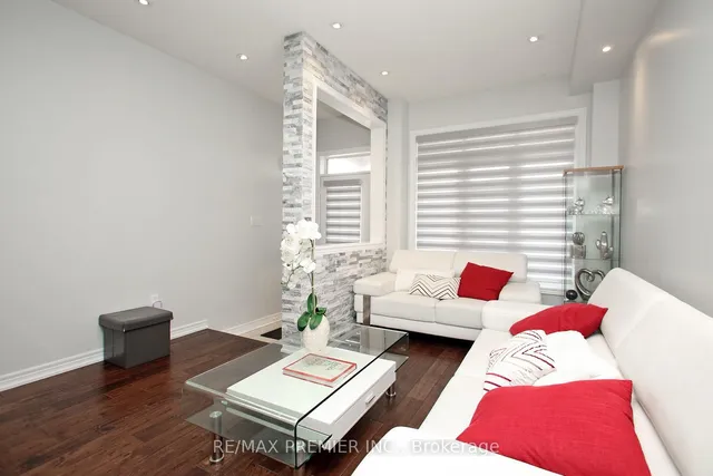 Additional image 17 of 53 Baby Pointe Tr