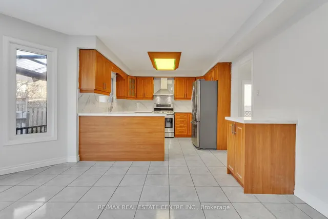 Additional image 27 of 27 Kentucky Dr