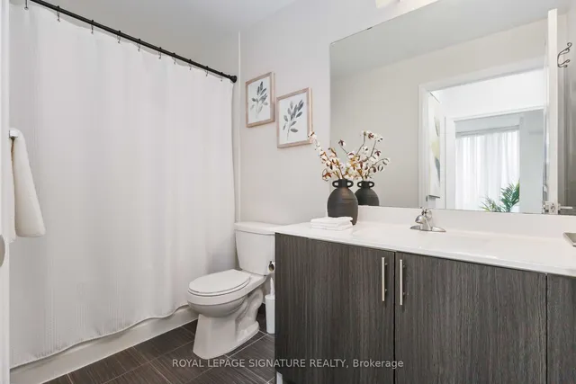 Additional image 20 of 3520 Danforth Ave Unit 212