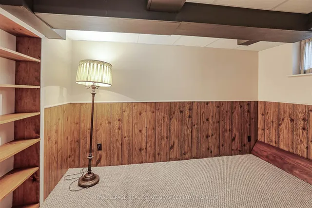 Additional image 32 of 51 Wendover Rd