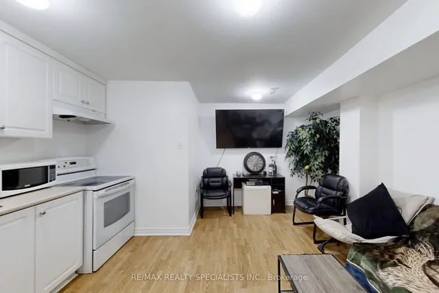 Additional image 17 of 4 Beresford Cres