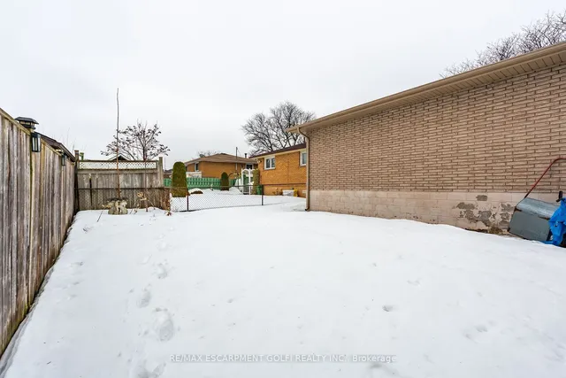 Additional image 35 of 16 Gatineau Dr