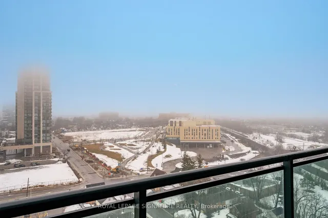 Additional image 20 of 100 John St Unit 1401