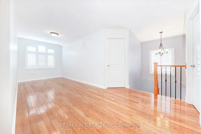 Additional image 19 of 59 Springbreeze Hts