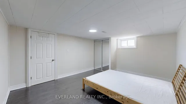 Additional image 40 of 8 Hogan Dr