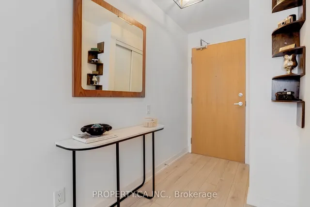 Additional image 15 of 38 Howard Park Ave Unit 212