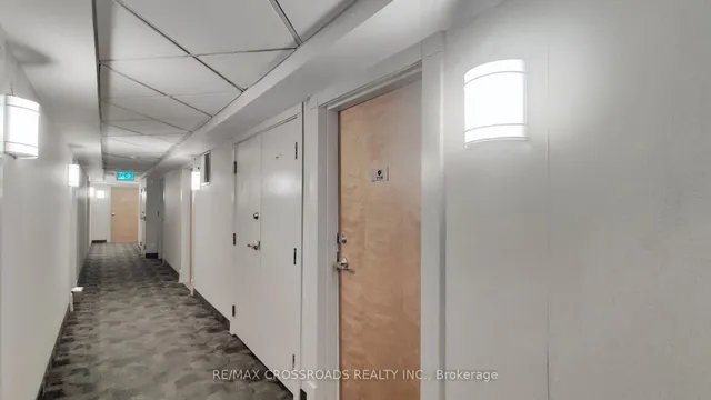 Additional image 5 of 18 Merton St Unit 716