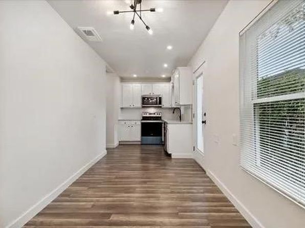 Additional image 12 of 1619 W Page Ave, Dallas, TX 75208