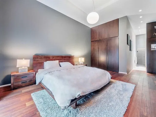 Additional image 20 of 8 Wellesley St Unit PH7