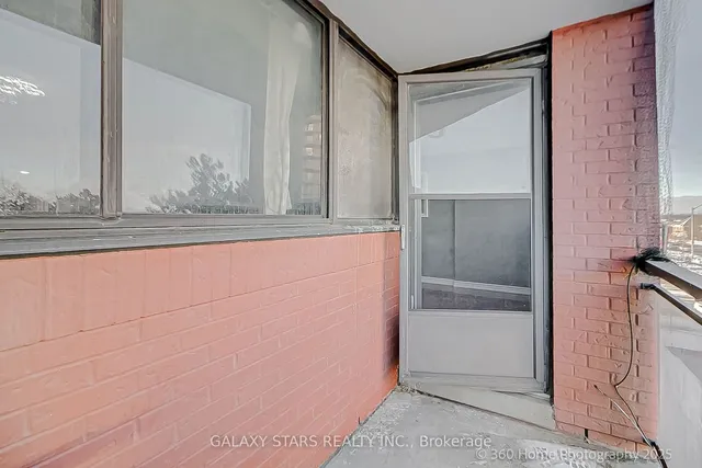 Additional image 22 of 10 Tapscott Rd Unit 304