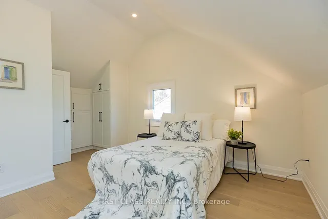 Additional image 19 of 28 Endean Ave