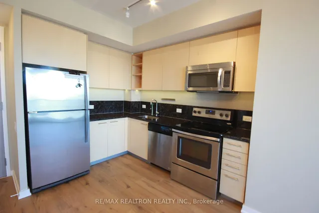 Additional image 10 of 390 Cherry St Unit 2304