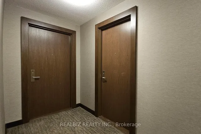 Additional image 32 of 386 Yonge St Unit 1516