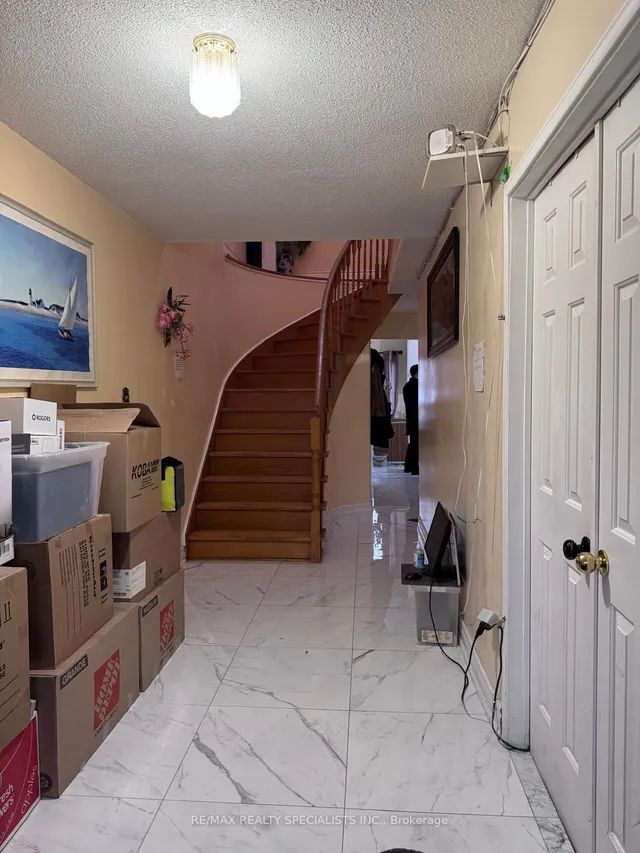 Additional image 6 of 25 Auburn Ave