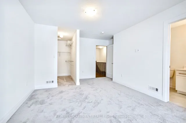 Additional image 38 of 14 Clear Valley Lane