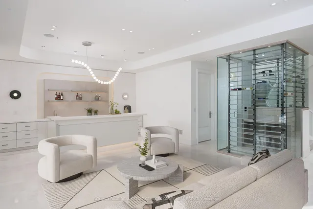 Additional image 32 of 84 Old Forest Hill Rd