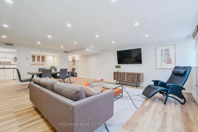 Additional image 24 of 360 Bloor St Unit 204