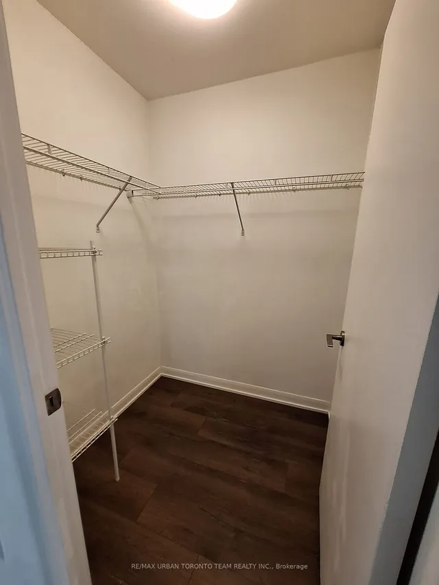 Additional image 20 of 435 Richmond St Unit 514