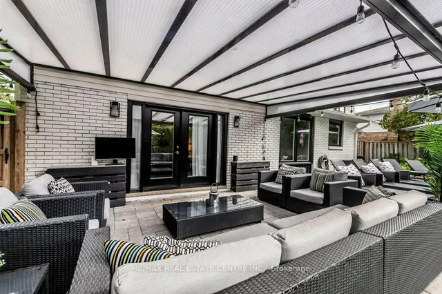 Additional image 31 of 246 Simon Dr