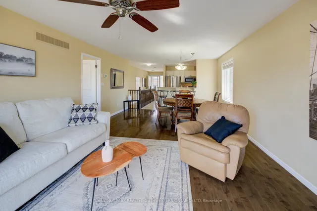 Additional image 19 of 988 Zeller Cres