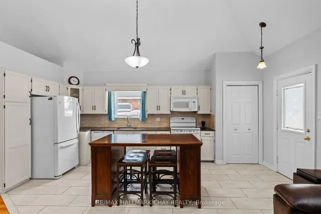 Additional image 5 of 239 Ellington Dr