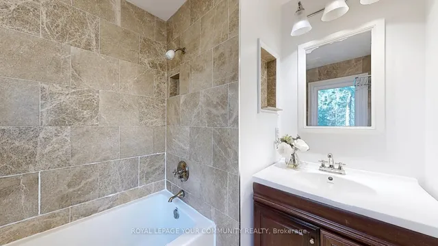 Additional image 20 of 19 Strathgowan Cres