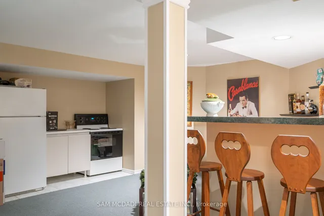 Additional image 34 of 69 Parkside Dr