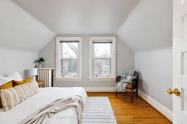 Additional image 43 of 220 Howard Park Ave