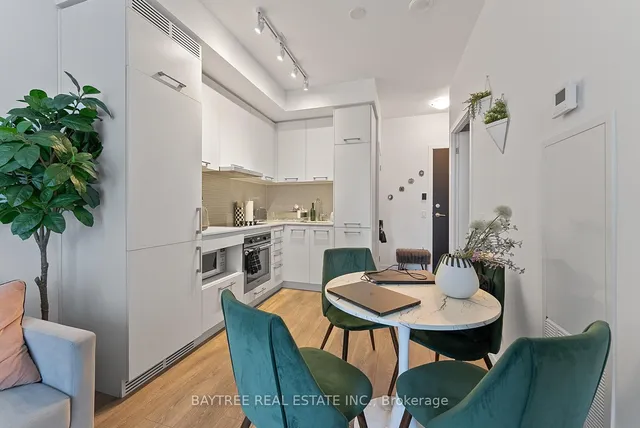 Additional image 6 of 87 Peter St Unit 1901