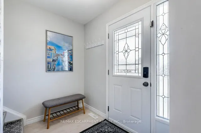 Additional image 24 of 27 Grayrocks Ave