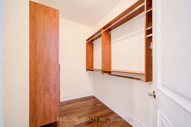 Additional image 21 of 210 Maplehurst Ave