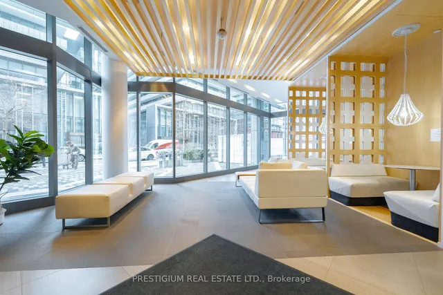 Additional image 39 of 45 Charles St Unit 1809