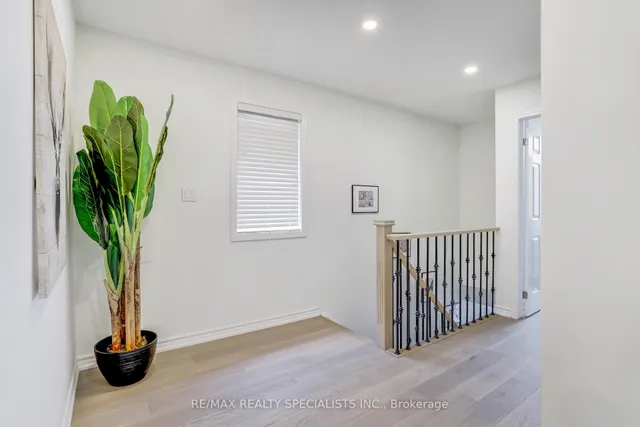 Additional image 16 of 918 Savoline Blvd