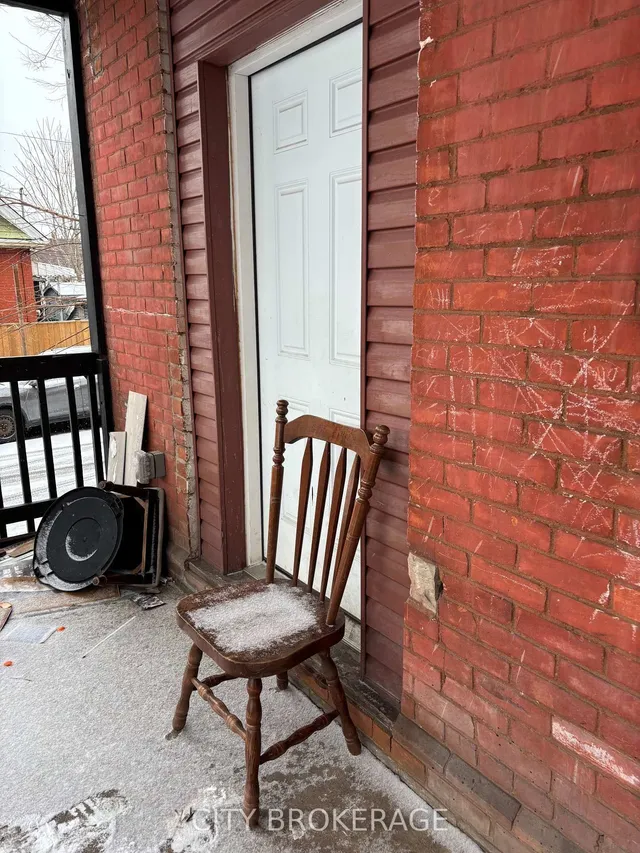 Additional image 4 of 90 Sherman Ave