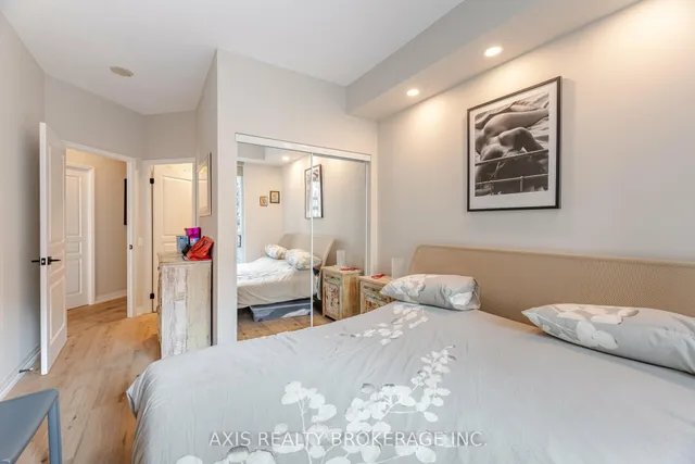 Additional image 22 of 1121 Bay St Unit 904