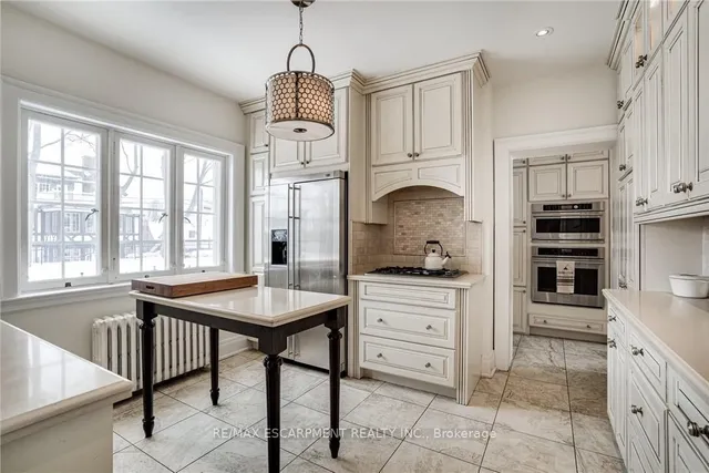 Additional image 15 of 7 St. James Pl