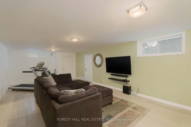 Additional image 40 of 36 Manor Haven Rd