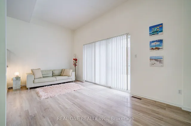 Additional image 4 of 21 Grass Meadoway Way