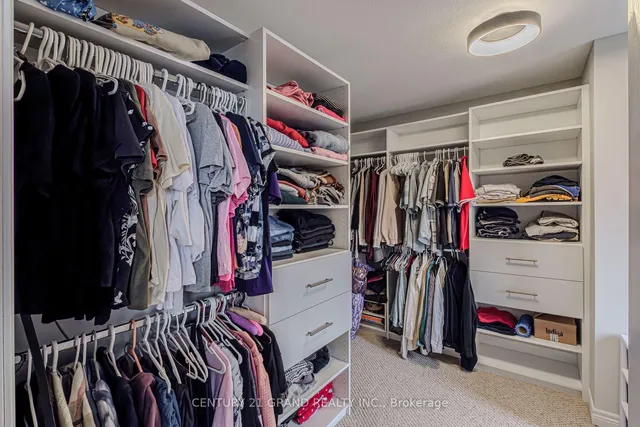 Additional image 36 of 229 Springvalley Cres