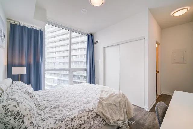 Additional image 26 of 36 Forest Manor Rd Unit 810