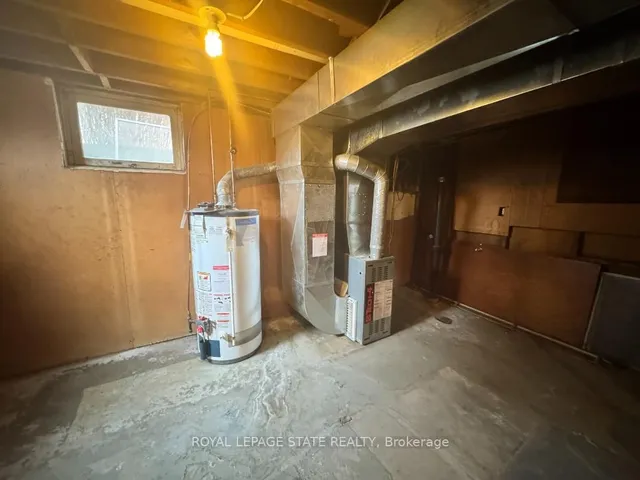 Additional image 18 of 686 Wickens Ave