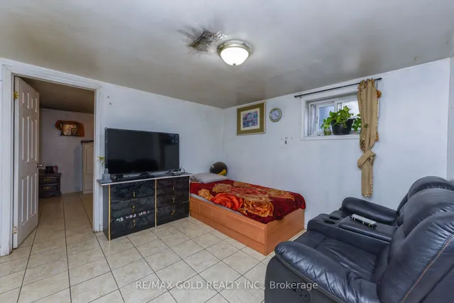 Additional image 26 of 7240 Dellaport Dr