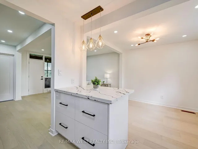 Additional image 8 of 22 Tandridge Cres Unit 808